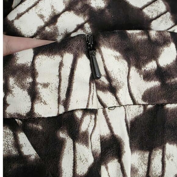Weekend Max Mara MaxMara A-Line Abstract Monochrome Tie Dye Brown Skirt Size 2 - Picture 9 of 9